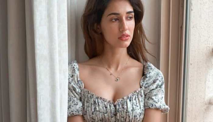 Disha Patani dresses look