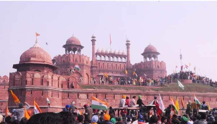 Farmers protest at the Red Fort on Republic Day
