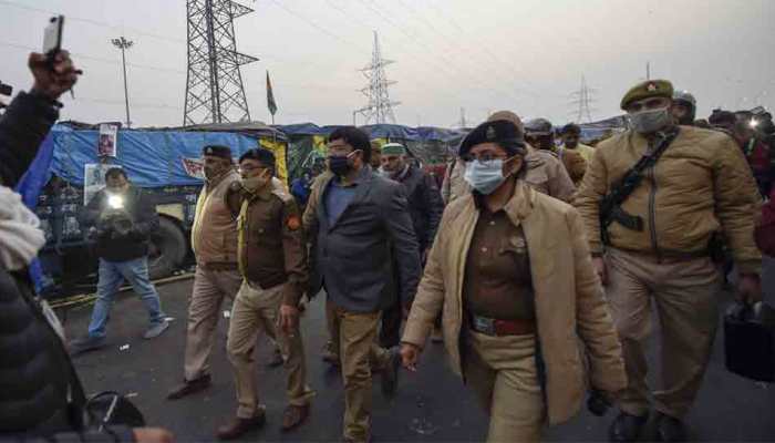 Delhi Police summons 6 farmer leaders in Republic Day violence case, rioters charged under UAPA