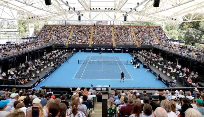 Crowds returned to courts in Australia as top tennis stars appeared for exhibition event in Adelaide. (Source: Twitter)