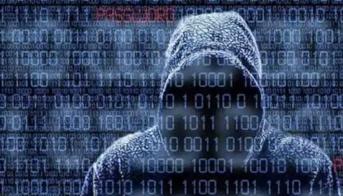 Scam Alert! Fraudsters using toll-free numbers to get money from people, know how to be safe