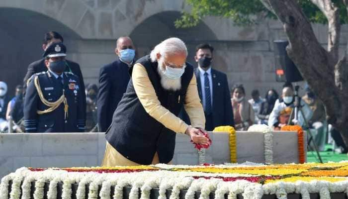 PM Modi Mahatma Gandhi tribute