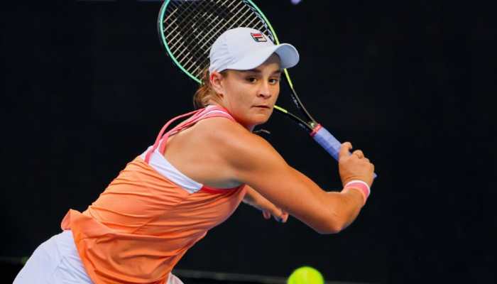 Australian Open: Ash Barty, Naomi Osaka advance in tune-up events 