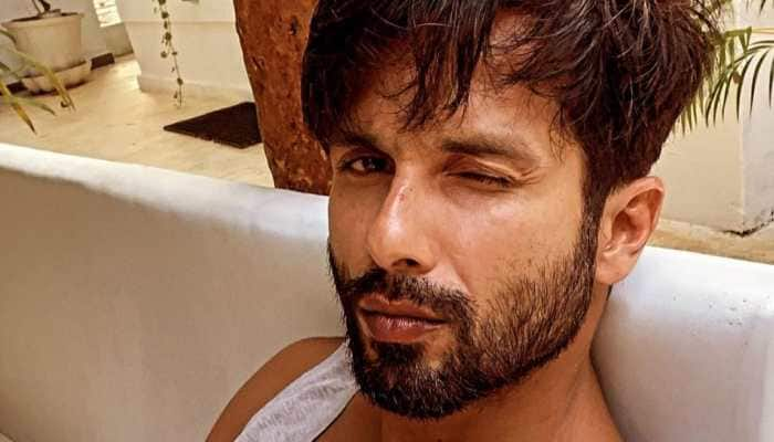 Shahid Kapoor strikes pose in uber cool shades, steals hearts, check out his pic