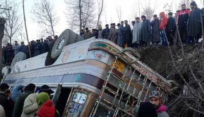 Twenty injured as bus overturns in Jammu and Kashmir's Budgam district