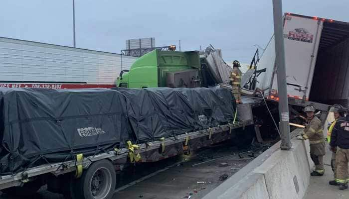 Massive pileup of 130 vehicles on icy Texas interstate in US, 6 killed