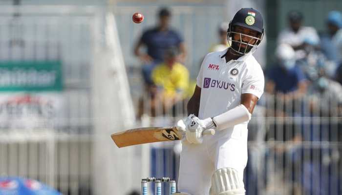 IND vs ENG: Injured Cheteshwar Pujara remains off field, Mayank Agarwal comes in as substitute
