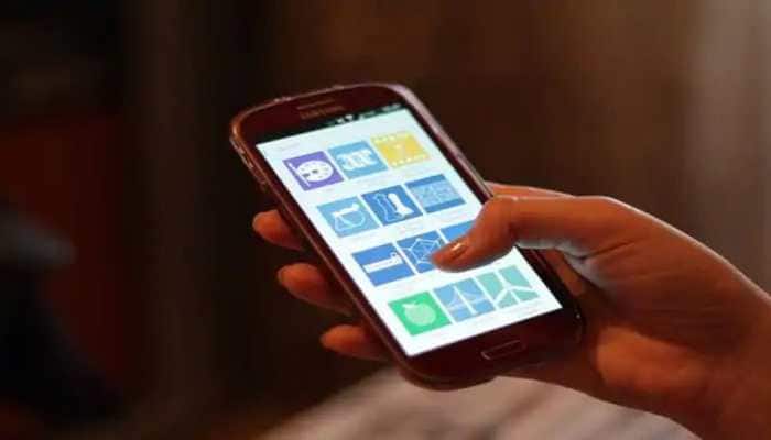 Indian smartphone market declines in 2020 after years of growth