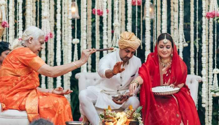 Dia Mirza marries Vaibhav Rekhi at her Bandra residence, drops dreamy pics from the wedding! 