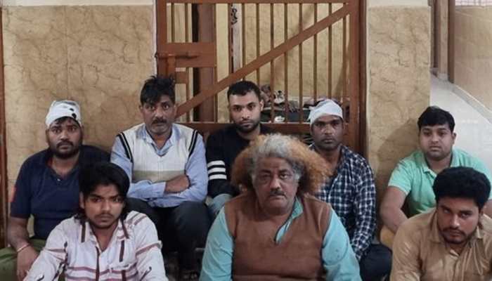 'Chaat' sellers attack each other in Uttar Pradesh's Baghpat for THIS reason: Watch video