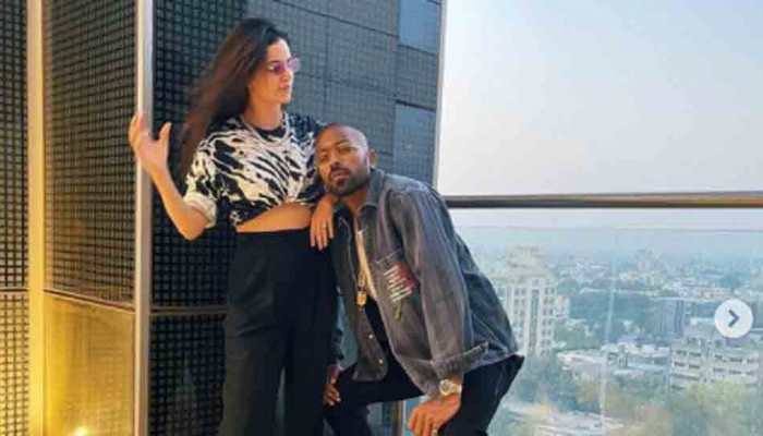 Cricketer Hardik Pandya surprises fans ahead of 4th Test, shares stylish photo with ladylove Natasa Stankovic