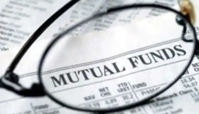 Mutual Funds selling spree continues; withdraw 16,306 crore from equities in Feb on profit-booking