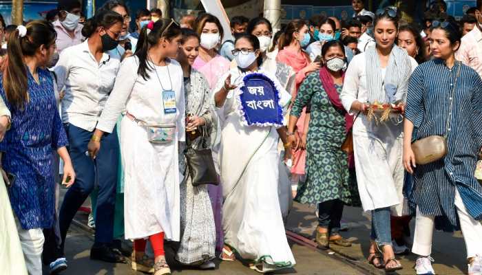 West Bengal CM Mamata Banerjee slams PM Modi for &#039;spreading lies and canards&#039; against TMC, says fight is between me and BJP in all 294 seats