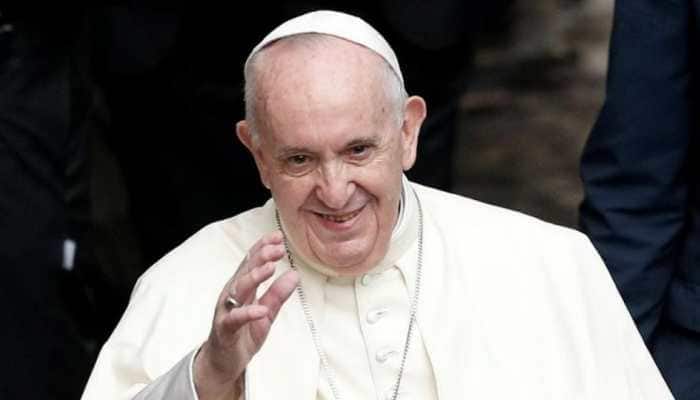 Pope Francis takes high-profile trip to Iraq, believes God will protect country from pandemic
