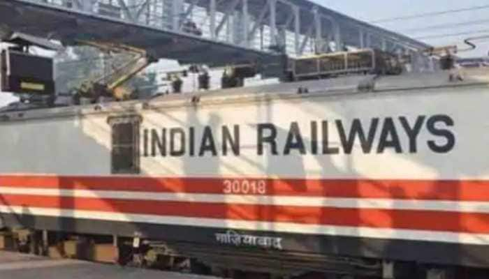 Railways ensures 100% minimum wage payment to contract workers through Shramik Kalyan Portal