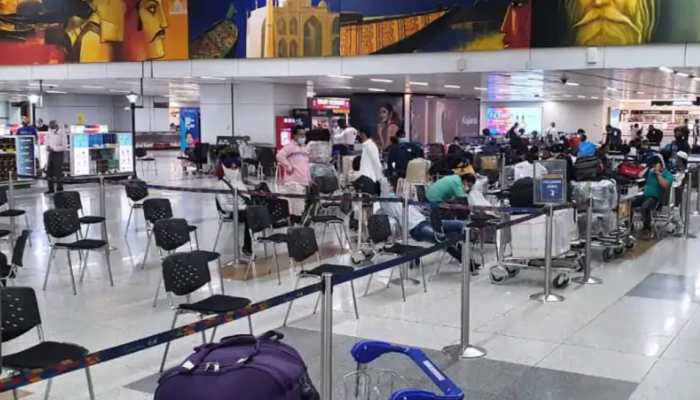 COVID-19: DGCA issues guidelines on face masks, social distancing during air travel, &#039;passengers will be de-boarded&#039;