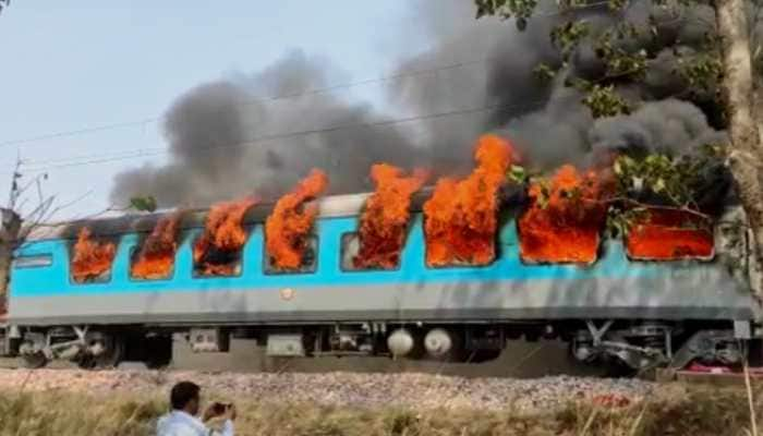 Fire breaks out on Delhi-Dehradun Shatabdi Express train in Uttarakhand