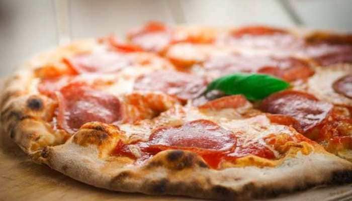 Non-veg pizza delivered instead of vegetarian, woman seeks Rs 1 crore compensation