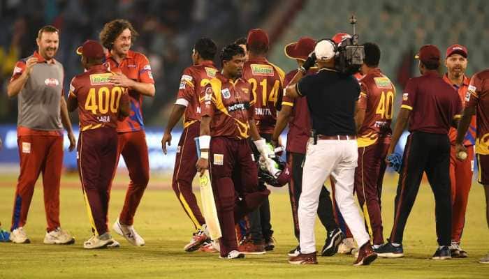 West Indies Legends chased down 187-run target set by England Legends to reach the Road Safety World Series semifinals. (Source: Twitter)