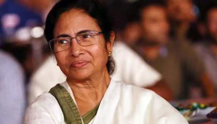 &#039;Surgical strike on federal structure&#039;: Mamata Banerjee extends support to Arvind Kejriwal over NCT Bill