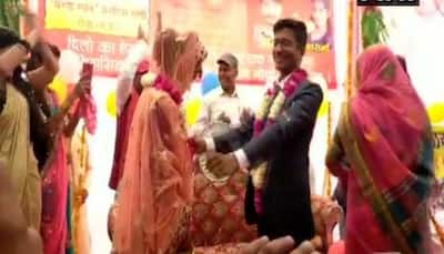 Couple ties knot at the farmer protest site to support farmer's agitation in Rewa