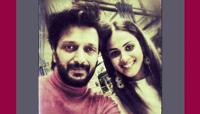 Genelia D&#039;souza frowns as Riteish Deshmukh kisses Preity Zinta&#039;s hands, reveals &#039;what happened next&#039;