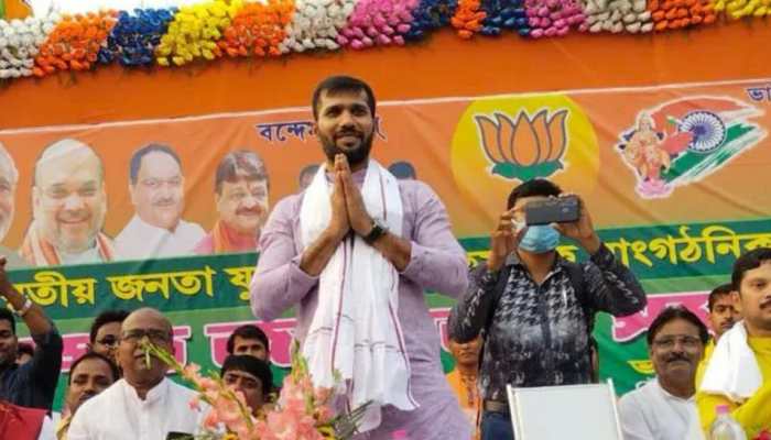 West Bengal Assembly Elections: Ex-cricketer Ashok Dinda attacked during poll campaign