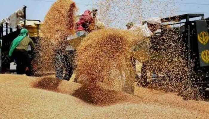 BJP protests for farmers, demands 'promised rate' for wheat