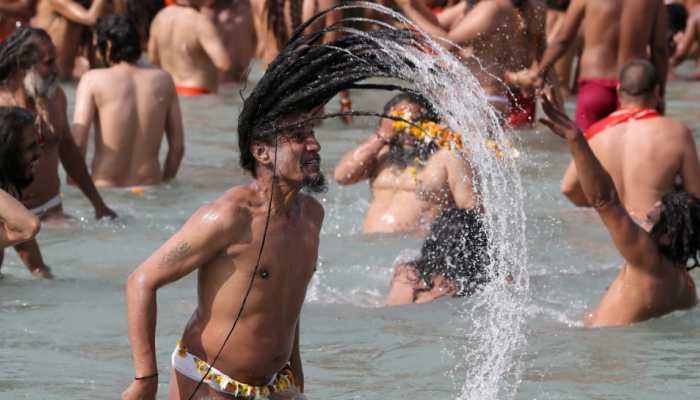 Kumbh Mela 2021: Devotees participate in second 'Shahi Snan' at Har Ki Pauri in Haridwar