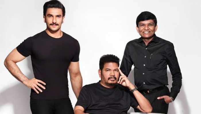 Ranveer Singh joins forces with Shankar for Hindi adaptation of Tamil superhit 'Anniyan'