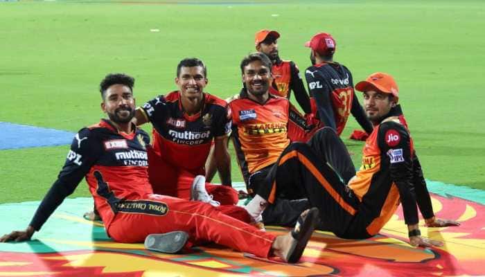 Players from Royal Challengers Bangalore and Sunrisers Hyderabad relax after their IPL 2021 clash in Chennai. (Photo: IPL)