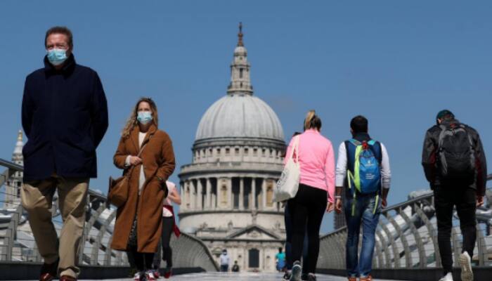 COVID-19 predominantly transmitted through air: Lancet study cites 'strong evidence' 