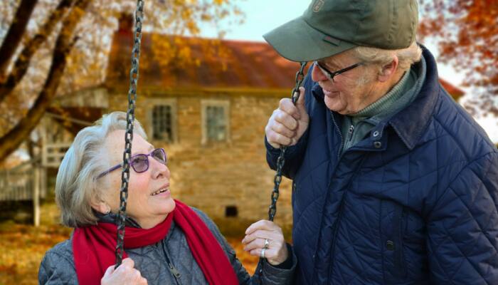 Older adults most likely to make effort to help others
