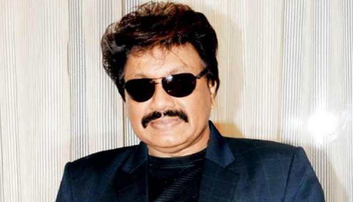 Shravan of Nadeem-Shravan duo put on ventilator, lyricist Sameer says 'pray to god'