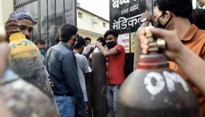 Delhi HC gives ultimatum to Centre over medical oxygen shortage, says &#039;saving lives is the bottom line&#039;