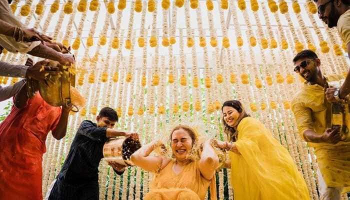 Jwala Gutta ties knot with Tamil actor Vishnu Vishal, catch all the wedding festivities - PHOTOS 