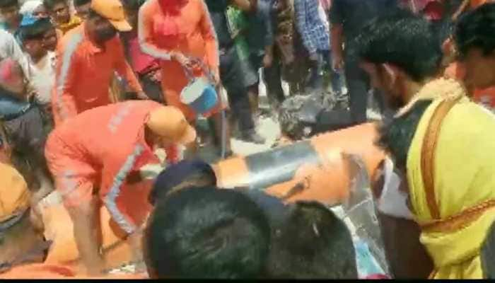 Pick-up van carrying marriage party falls into Patna river, at least 15 dead