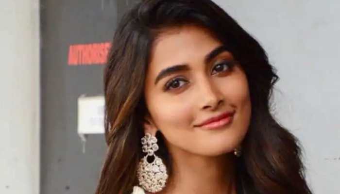 Pooja Hegde tests COVID-19 positive, under home quarantine 