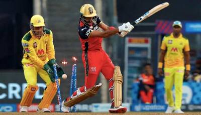 IPL 2021: MS Dhoni says, ‘Hindi mein nahi bol sakta hun’ when THIS batsman walk in, watch