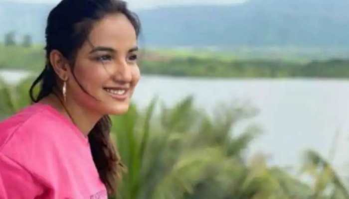 Jasmin Bhasin opens up on her battle with suicidal thoughts, says &#039;you need to accept yourself the way you are&#039;