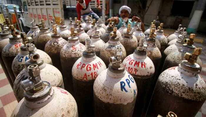 4 held for black marketing, 419 oxygen concentrators recovered in Delhi