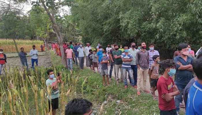 Woman Trinamool Congress activist forces female BJP supporter to do sit-ups holding ear in West Bengal's Burdwan