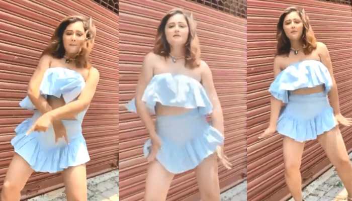Bigg Boss fame Rashami Desai heats up Instagram in a tube top and mini skirt, new dance video goes viral - Watch