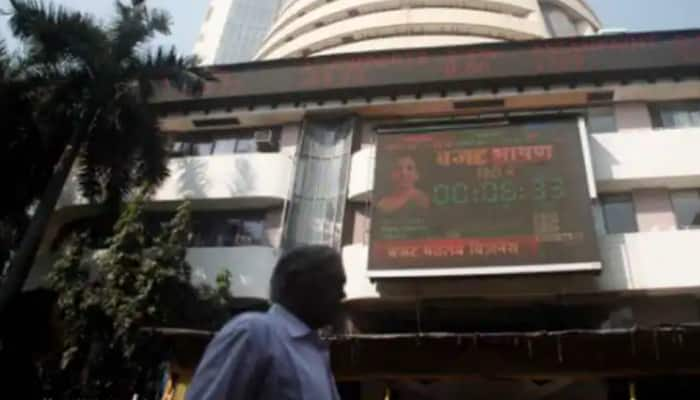 Sensex tanks 471 pts, Nifty drops below 14,700, check top gainers, losers here 