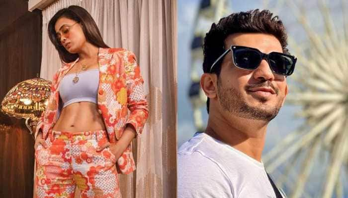 Shweta Tiwari&#039;s washboard abs stun Arjun Bijlani in Cape Town, shares pic on social media! 