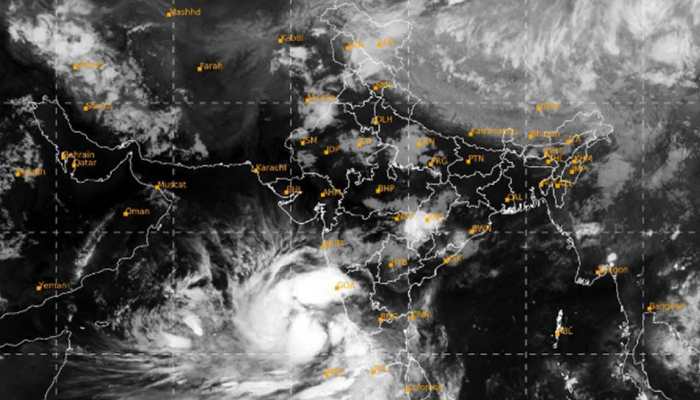 Cyclone Tauktae likely to intensify into &#039;very severe cyclonic&#039; storm, heads towards Gujarat