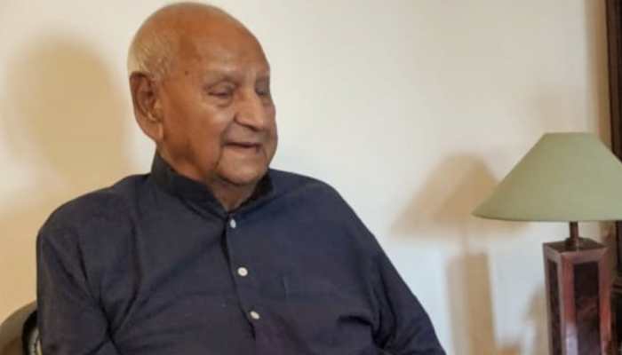 Six-time MP from Amritsar and Congress leader Raghunandan Lal Bhatia dies aged 100, Punjab CM Amarinder Singh condoles death