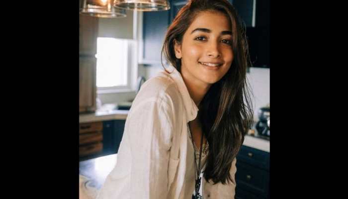 South star Pooja Hegde shows how to correctly use the oximeter at home amid pandemic crisis