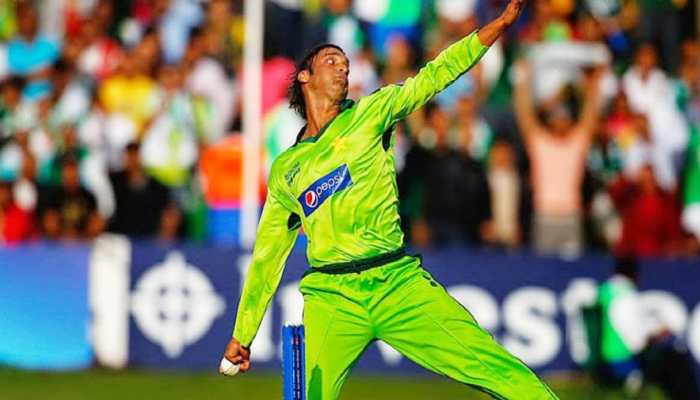 Former Pakistan speedster Shoaib Akhtar had threatened me with deadly beamer, reveals THIS India batsman