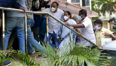 Mamata Banerjee stages protest at CBI office in Kolkata, violence erupts over arrest of TMC leaders